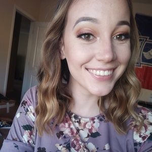 Meet your Posher, Celeste